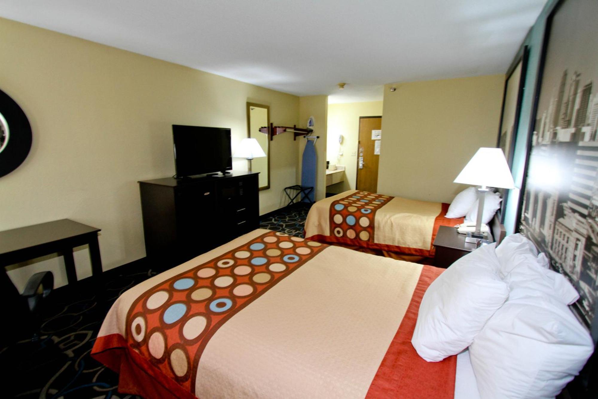 ซูเปอร์ 8 บาย วินด์แฮม แคนซัสซิตี้ แคนซัส Hotel ภายนอก รูปภาพ